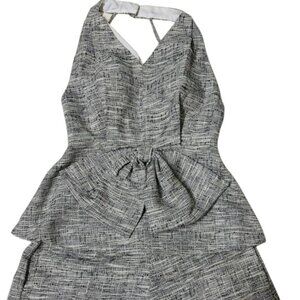 Two-piece set with shorts and a halter neck open-back top